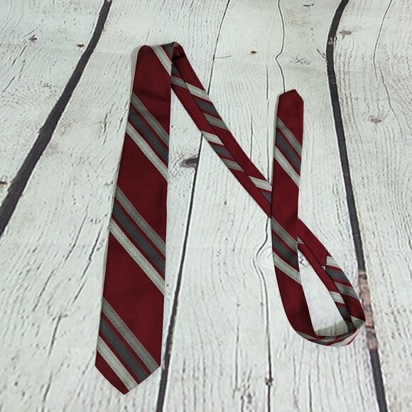 Louis Feraud Tie Red Gray Stripe Silk - Picture 1 of 4